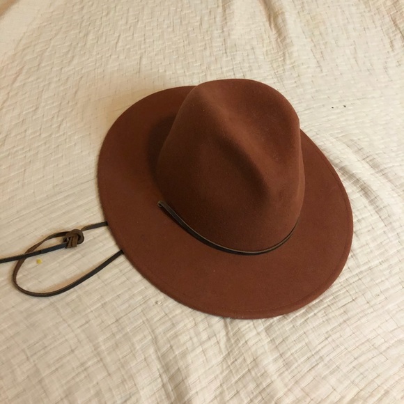Urban Outfitters Accessories - UO Urban Outfitters Wool Flat Fedora